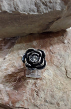 Load image into Gallery viewer, Stainless Steel *Flower with Center C/Z* RING
